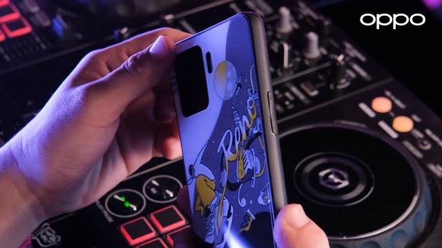 Unboxing the OPPO Reno5 F Limited Edition Gift Box смотреть онлайн