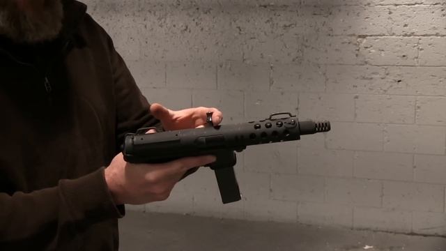 Intratec TEC-9 pistol смотреть онлайн