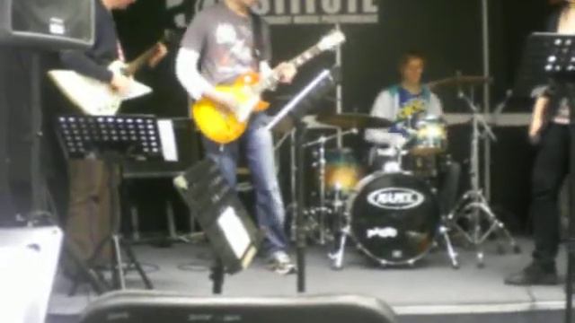 Brown Sugar Cover Les Paul into a Peavey Classic 30 ICMP LPW смотреть онлайн