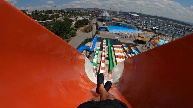 Ultra Speed Waterslide at Marina Aquapark Waterland смотреть онлайн