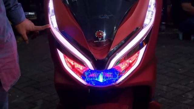 Custom Headlight Honda PCX 150 Mr ILHAM From Cileungsi Bogor East Java | KR Project | DRL RGB PCX смотреть онлайн