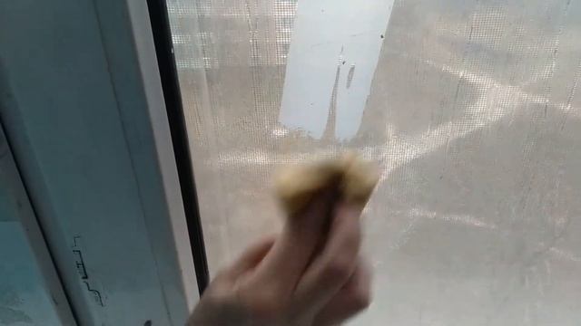 Как снять засохший скотч с пластиковых окон ? смотреть онлайн