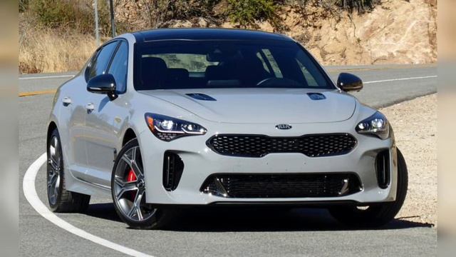 2018 KIA STINGER GT смотреть онлайн