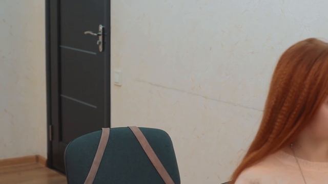 УЧИЛКА ОТОБРАЛА ТЕЛЕФОНЫ!!!