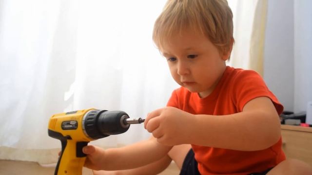 Развитие ребенка в 2 года - Игрушки для мальчиков 2-3 лет смотреть онлайн