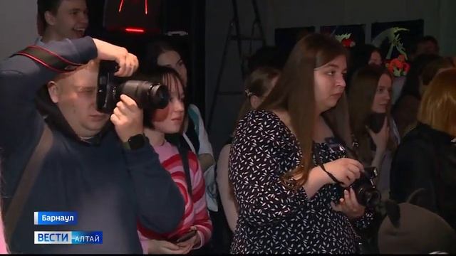 В Барнауле прошёл масштабный фестиваль аниме-искусства и восточных традиций AniMart смотреть онлайн