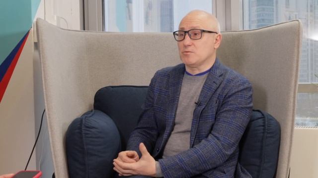 Женская спецодежда и рабочая обувь для женщин. Достаточно ли на рынке СИЗ этой продукции? смотреть онлайн