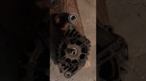 Шум в генераторе кия сид