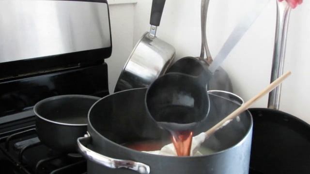 холодный борщ | SUMMER BORSCHT смотреть онлайн