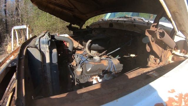 Hoping to restore this 1975 Ford F500 Bucket Truck -- It runs & stops! смотреть онлайн