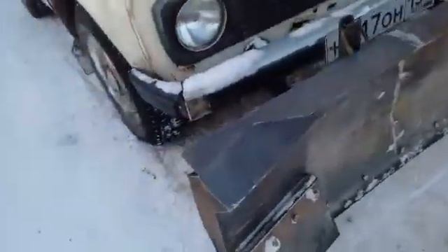 Нива с плугом смотреть онлайн