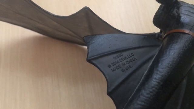 Как приручить дракона 2-игрушка Беззубик. смотреть онлайн