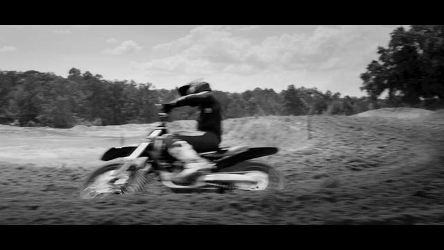2022 Yamaha YZ450F & YZ450F Monster Energy® Yamaha Racing Edition