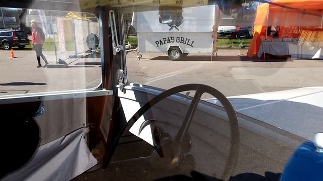 1936 Bedford Light Delivery Van - старинный автомобиль фургон после реставрации | Про Автомобили смотреть онлайн