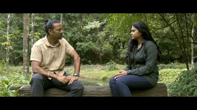 MYTH No.3: Cobras carry a precious gem on their hood смотреть онлайн