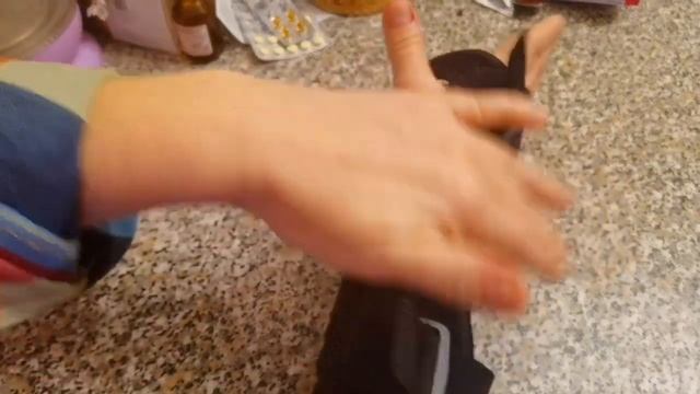 #vlog Лечу перелом: День 10. Сняла гипс. Шина для запястья MANUMED. Обзор. смотреть онлайн