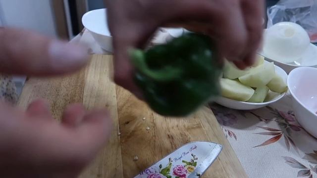 КОРЕЙСКИЕ ТУШЕНЫЕ ГОВЯЖЬИ РЁБРА ПО-КОРЕЙСКИ/ Николай по-корейски смотреть онлайн