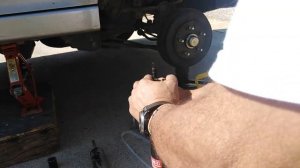 mastorakos:How to replace rear shocks on honda HR-V first generation