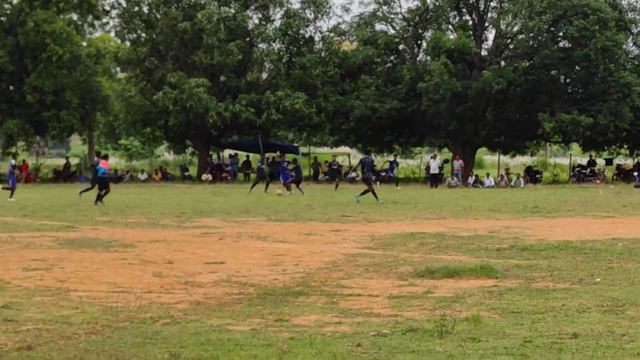 Jharakandhal v/s Ghusura Kella playground смотреть онлайн