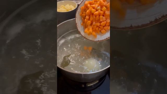 Смачний та легкий супчик з курячим філе? Instagram: Nata.cooking #рецепти#курячийсуп#кулінарія