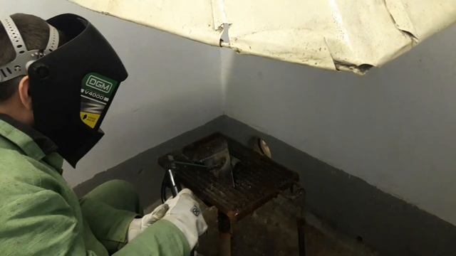 Электро дуговая сварка. Сварочная практика... смотреть онлайн