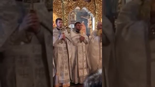 27.01.2017 Великий вход на Божественной Литургии смотреть онлайн