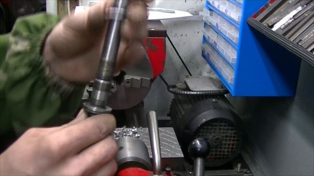 НГФ-110Ш 4 установка сальников в крышки валов. а так же подшипников в подачи смотреть онлайн
