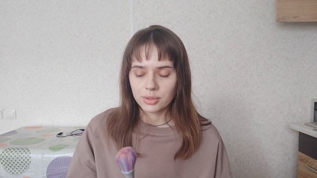 рассказываю последние новости, убираюсь в квартире, стригу челку смотреть онлайн