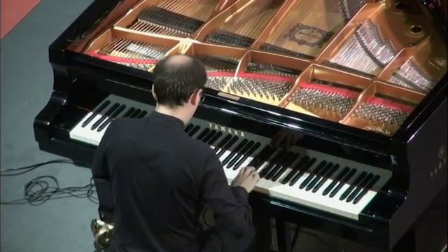 Roberto Plano plays Liszt, Les cloches de Genève смотреть онлайн