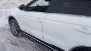 Двери заблокировали.  Джили атлас подвел .