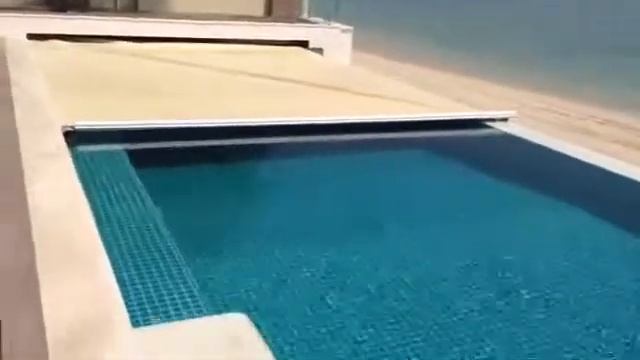 Автоматическое сдвижное накрытие для бассейна