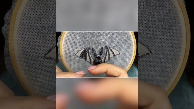 МК брошь «Летучая мышь» Часть 7 Вышивка смотреть онлайн