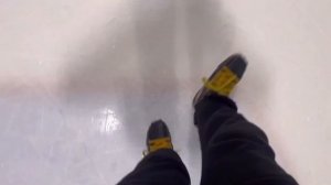 Красивый трюк на коньках для новичков обучающее видео Freestyle ice skating Drunken sailor tutuoria