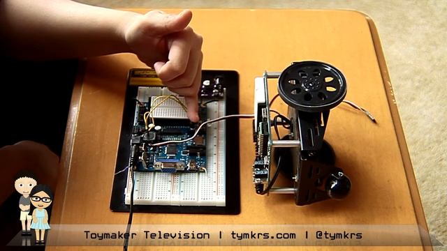 Tymkrs Zoom Lens, Casting Epoxy, RC Servo, and H Bridge смотреть онлайн