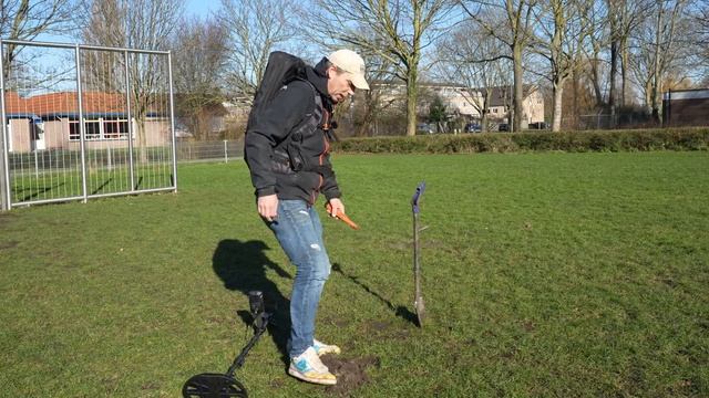 De Minelab Manticore metaaldetector het eerste rondje metaaldetectie смотреть онлайн