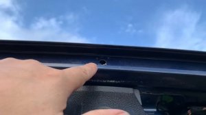 Инструкция по замене сливной трубки дренажного отверстия в крышке багажника Фольксваген гольф 7