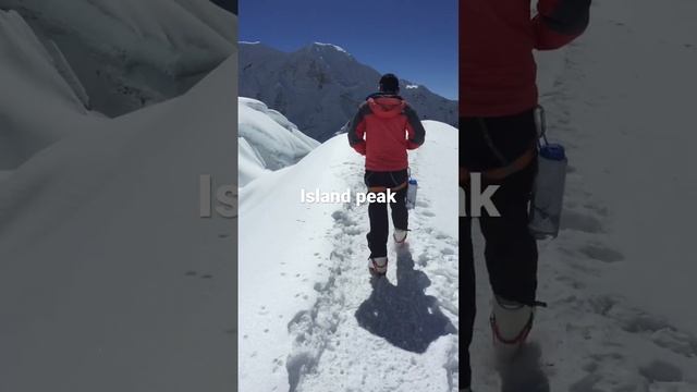 Sagarmatha National Park Island peak Everest смотреть онлайн
