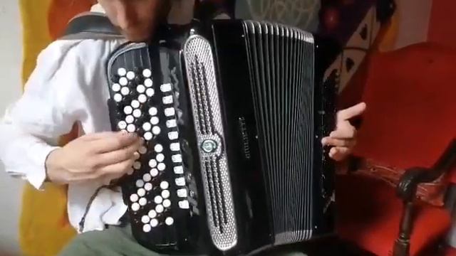Giulietti Classic 127C accordion смотреть онлайн