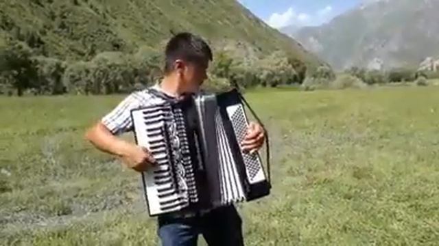 Каныбек Дайырбек уулу Күйдүм чок /АККОРДЕОН ЫРЛАР/ смотреть онлайн