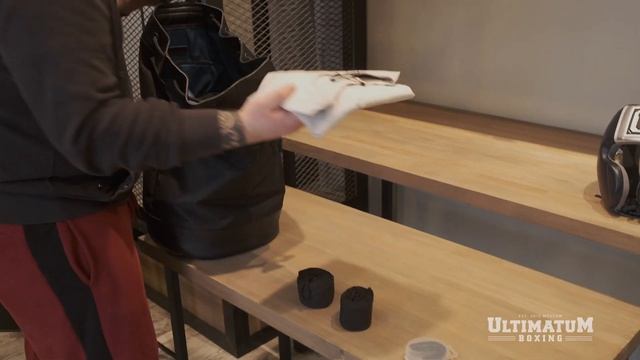 Что на самом деле помещается в рюкзак Ultimatum Boxing Duffel Bag? смотреть онлайн