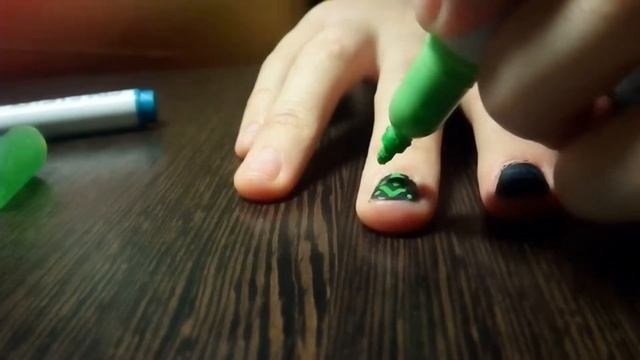 Крашу ногти новыми мелками ! смотреть онлайн