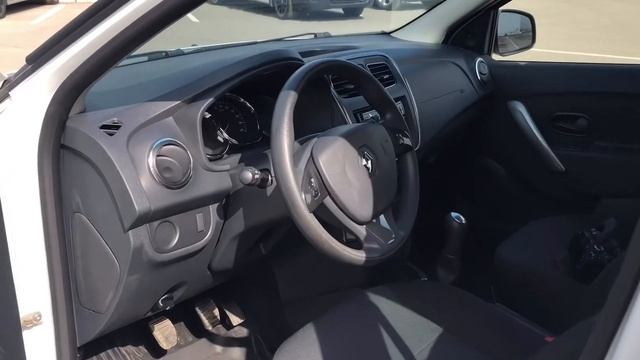 Renault Sandero 2015 г. смотреть онлайн