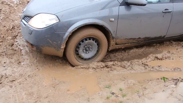 Дачные покатушки. ГрязеМешание Nissan Primera p12 смотреть онлайн