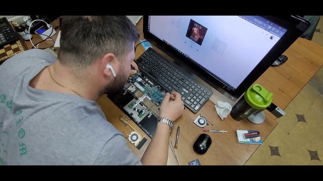 Замена вентилятора (кулера) на ноутбуке SONY VAIO PRO 13 смотреть онлайн