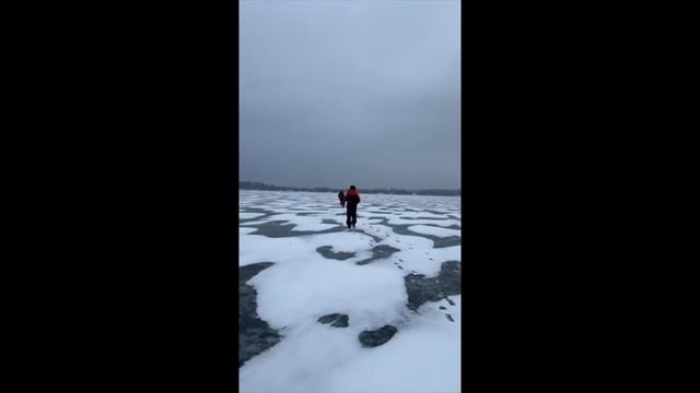 Ловимо на Жерлиці . Кричевичі. смотреть онлайн