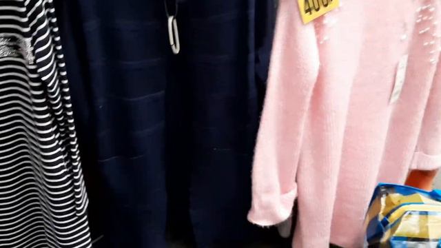 РЫНОК САДОВОД РАСПРОДАЖНАЯ ЛИНИЯ ЖЕНСКИЕ КОФТОЧКИ ,ВОДОЛАЗКИ смотреть онлайн