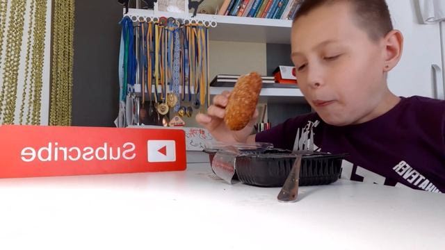 ПРОБУЕМ СЪЕДОБНЫЙ НАБОР-