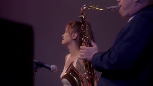 Nuit Blanche (Cyrille Aimée cover) смотреть онлайн