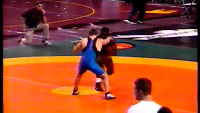 2004-10-29 74kg Kirk White BWC d Brian Stith ASU SUNKIST смотреть онлайн