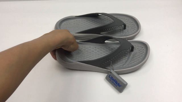 Шлепанцы LiteRide Flip от Crocs